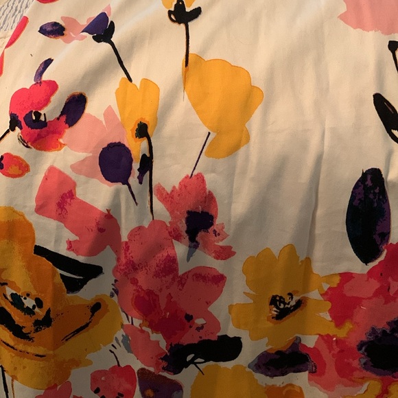 NWT Women’s Lane Bryant Size 18 Flowery Dress with V-Neck & Skinny Belt Included - Picture 8 of 11